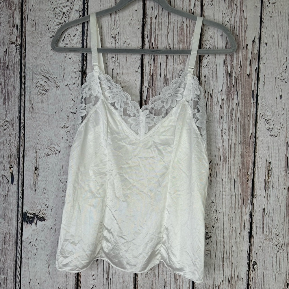 Vintage Lorraine Chemise Lingerie Top Size‎ 38 White Lace Trim Adjustable Straps